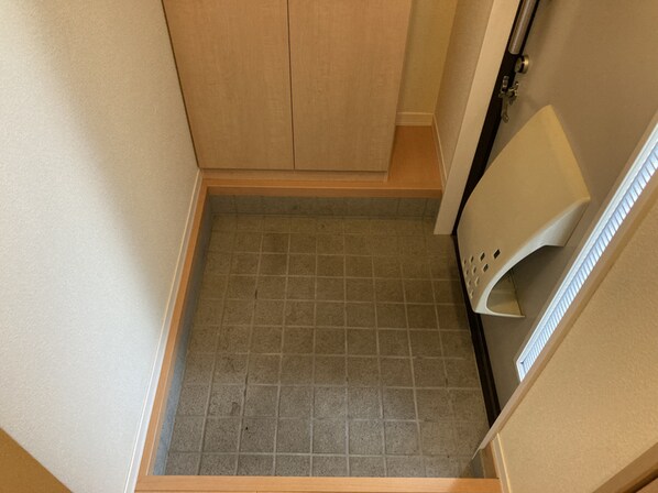 ヴィラーム アウリンコの物件内観写真